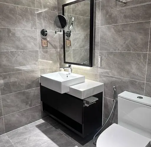 Sea & Sunwheel View 2br/apt Căn hộ *