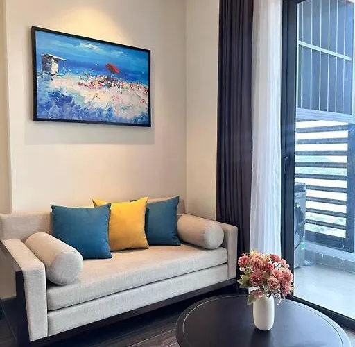 Sea & Sunwheel View 2br/apt Hạ Long