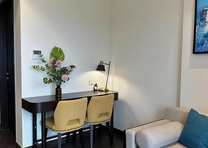 Sea & Sunwheel View 2br/apt Căn hộ *